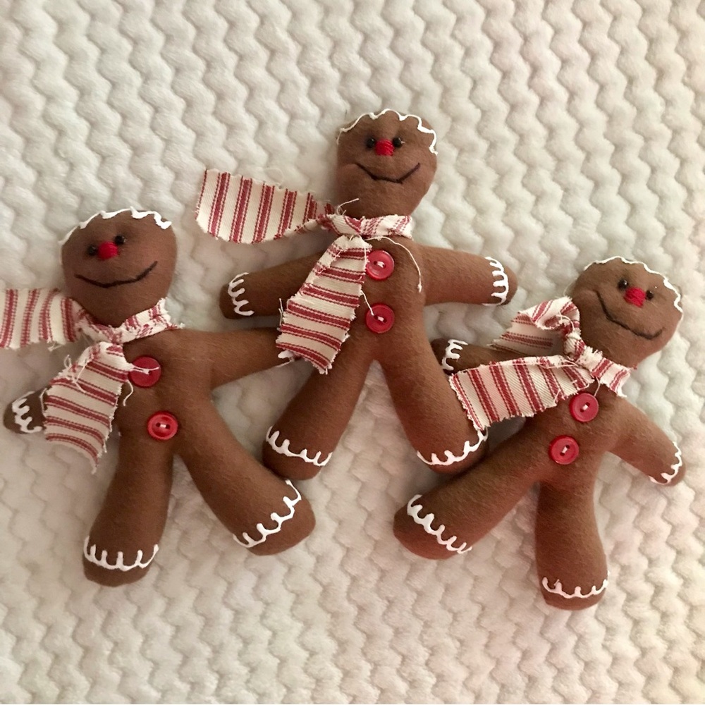 SOLD ❤️ 3 Handmade Gingerbread Men Ornies Christmas Tree, Gift Ornaments